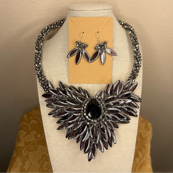 AERAVIDA GLASS BEAD NECKLACE STATEMENT HANDMADE EVENT GOTH FORMAL EVENING BLACK - Picture 9 of 14